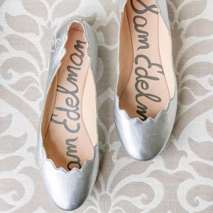 Sam Edelman silver scallop flats